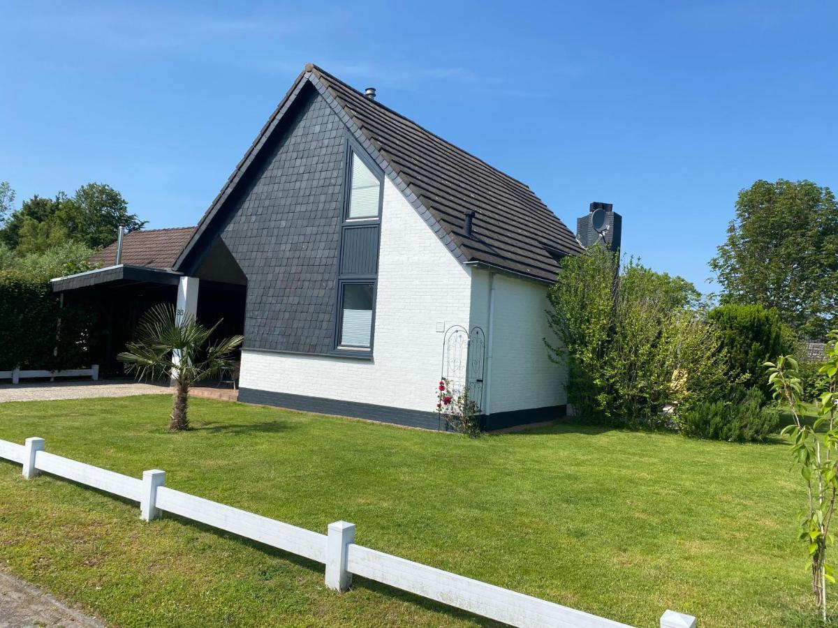 Traumhaftes Geraeumiges Ferienhaus In Meernaehe Bruinisse Exteriör bild